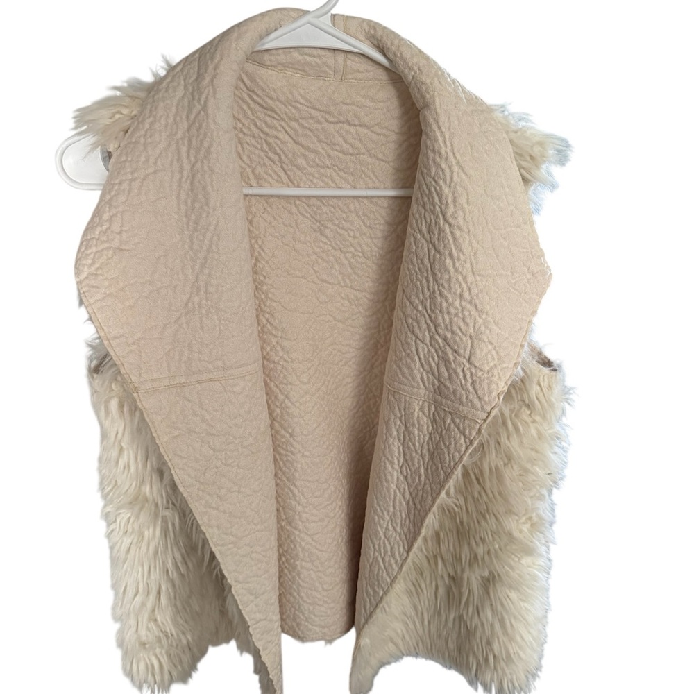 Women's Cream Faux Fur Vest